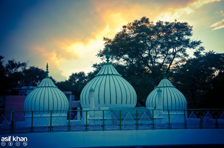 Day 9: The case of the shoe smart